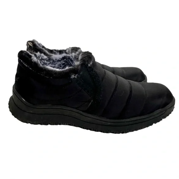 Minnetonka Shoes Minnetonka Womens Townsend Slipon Black Twin Gore Shooties Shoes Size 8 Poshmark